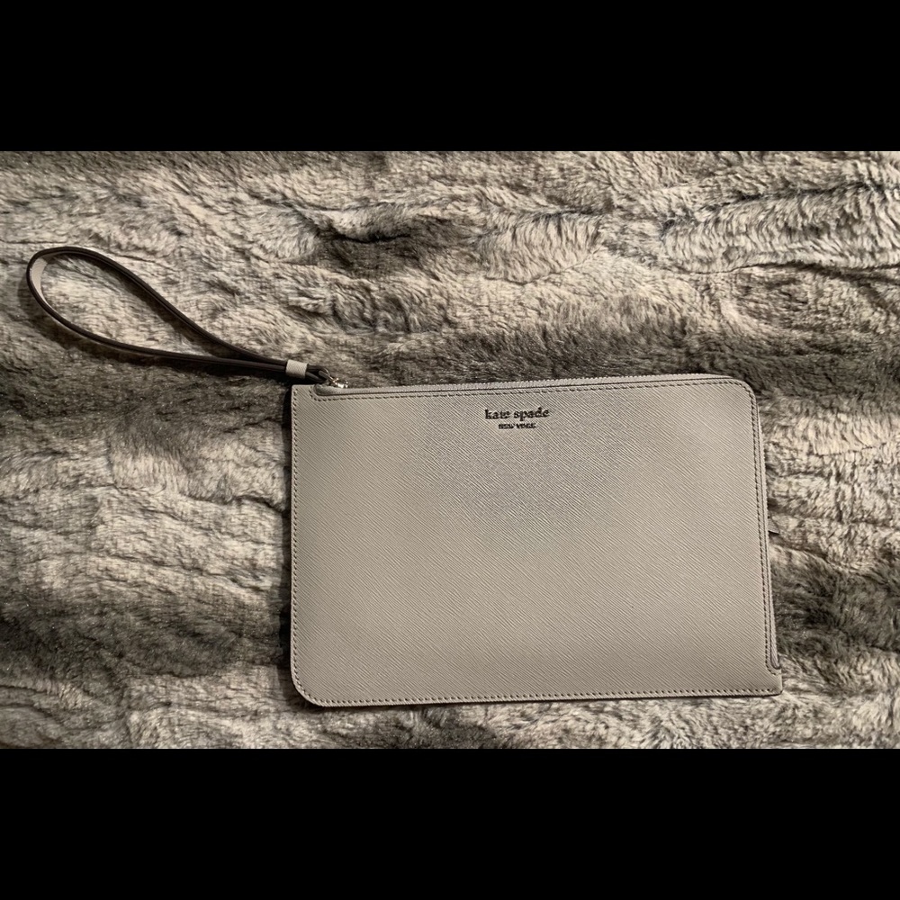 Kate Spade Wristlet- NWOT